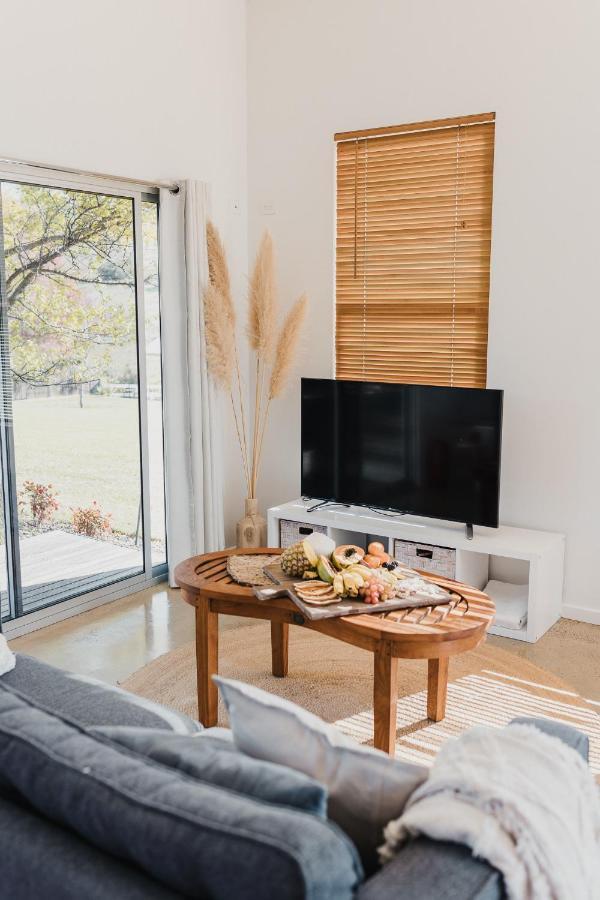S T U D I O 22 Peaceful Retreat With Garden Views Lägenhet Port Lincoln Exteriör bild
